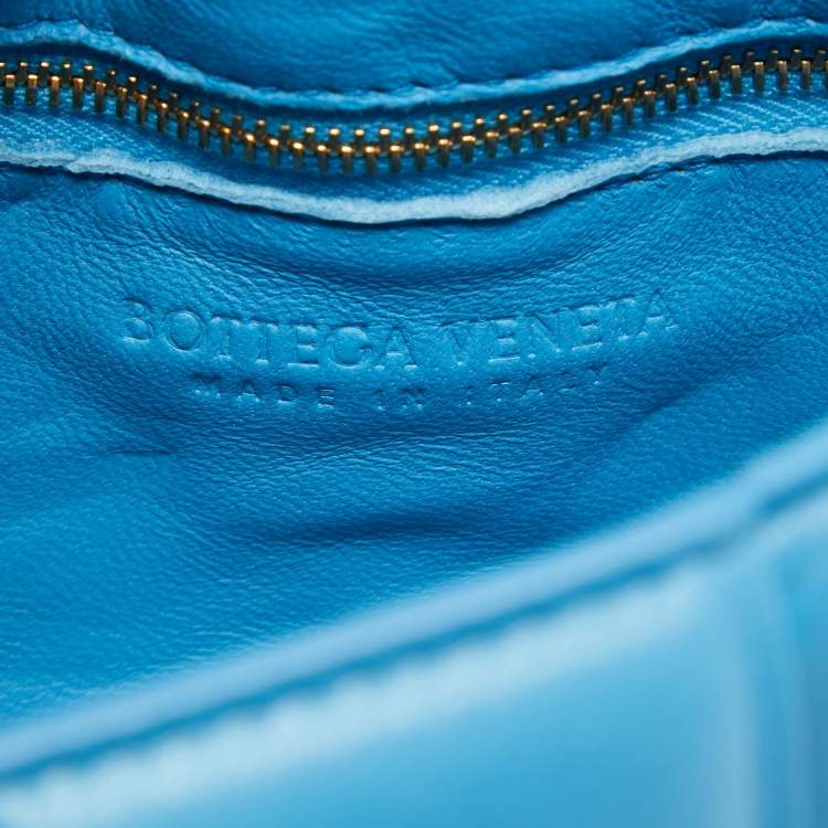 Pre Owned Bottega Veneta Blue Intrecciato Leather Cassette Padded Chain Bag