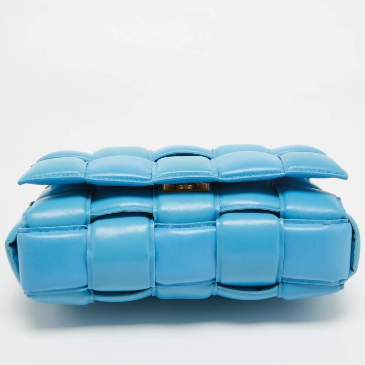 Pre Owned Bottega Veneta Blue Intrecciato Leather Cassette Padded Chain Bag