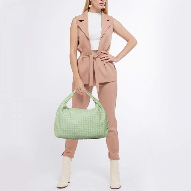 Pre Owned Bottega Veneta Light Green Intrecciato Leather Veneta Hobo