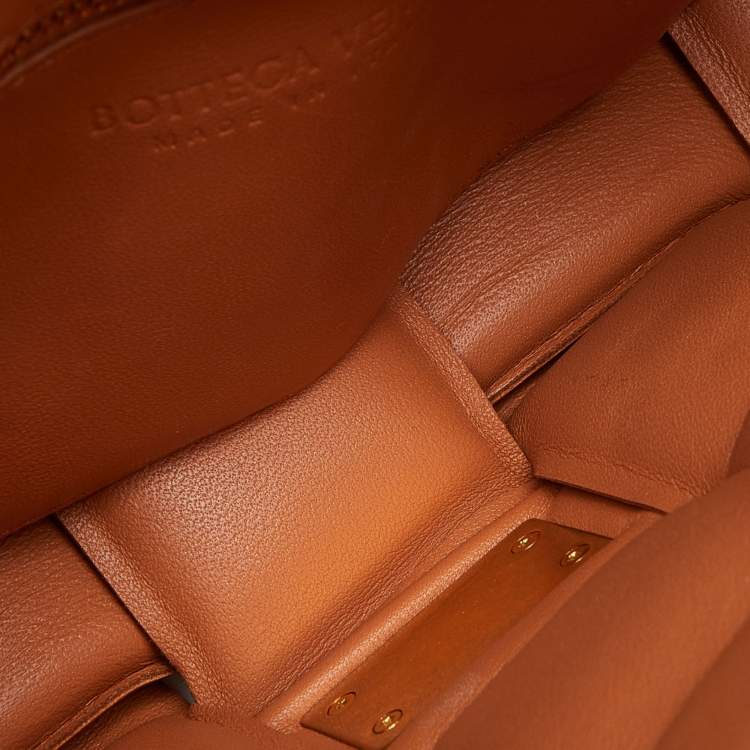 Pre Owned Bottega Veneta Pale Orange Leather Chain Cassette Top Handle Bag
