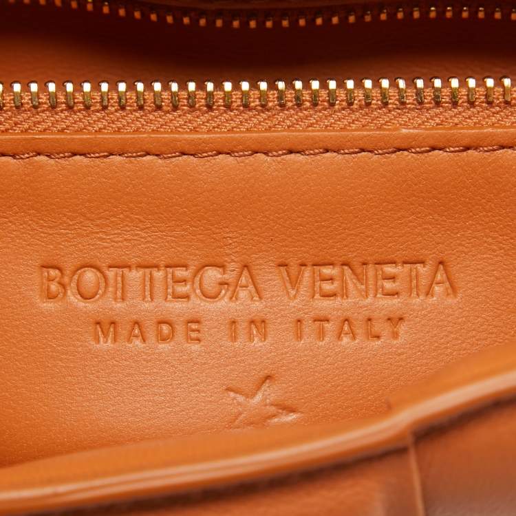Pre Owned Bottega Veneta Brown Padded Leather Chain Cassette Shoulder Bag