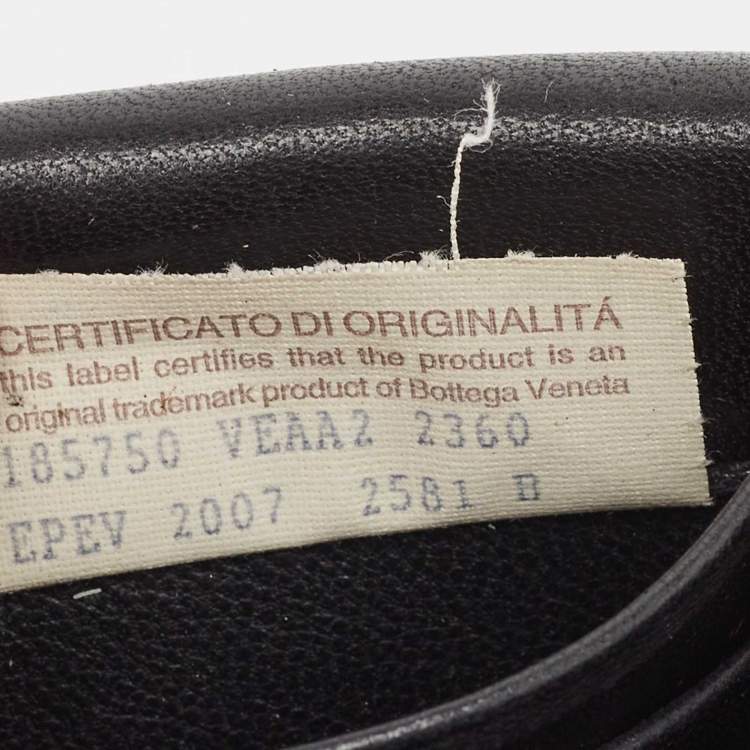 Pre Owned Bottega Veneta Beige/Black Python Clasp Flap Continental Wallet