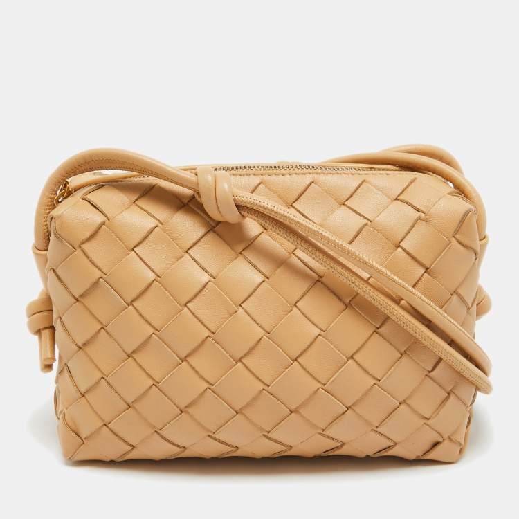 Pre Owned Bottega Veneta Beige Intrecciato Leather Mini Loop Crossbody Bag