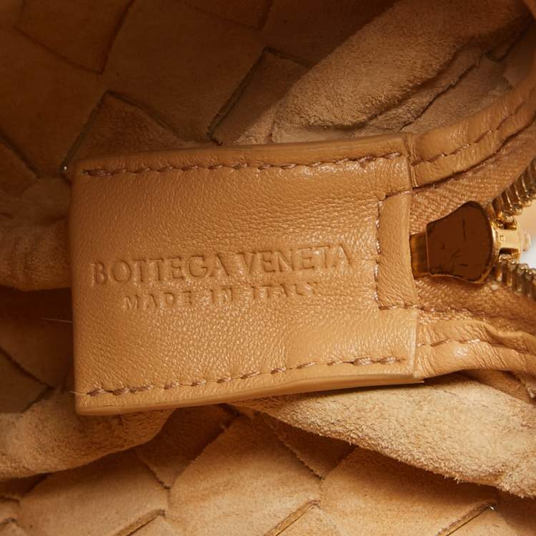 Pre Owned Bottega Veneta Beige Intrecciato Leather Mini Loop Crossbody Bag