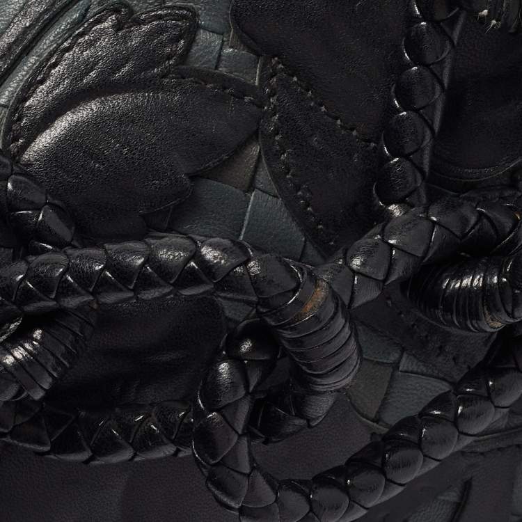 مملوكة مسبقًا Bottega Veneta Black Intrecciato Leather Limited Edition 050/150 Floral Applique Sienna Bag