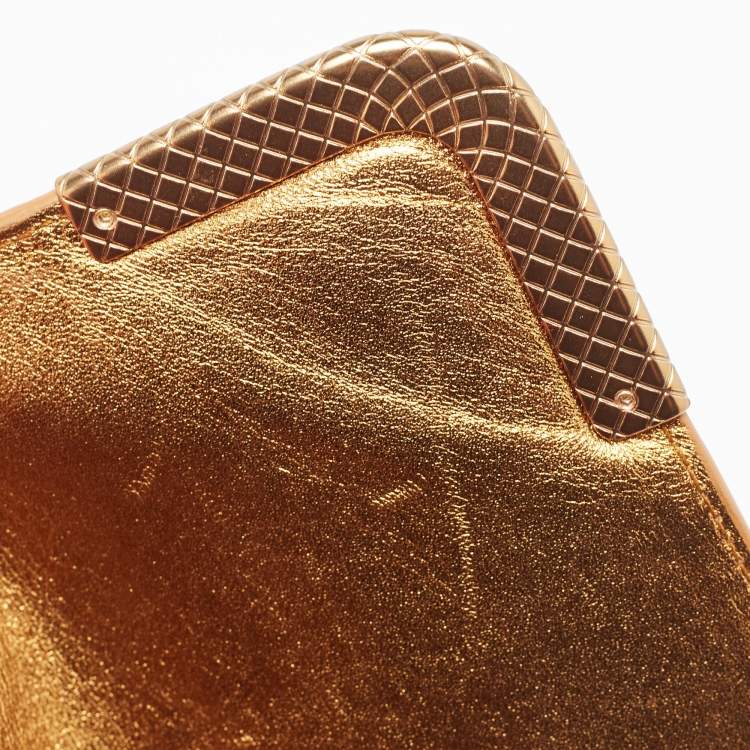 Pre Owned Bottega Veneta Gold Intrecciato Leather Frame Wristlet Clutch