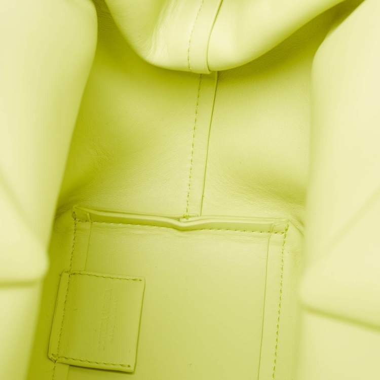 Pre Owned Bottega Veneta Lime Leather Medium Point Shoulder Bag