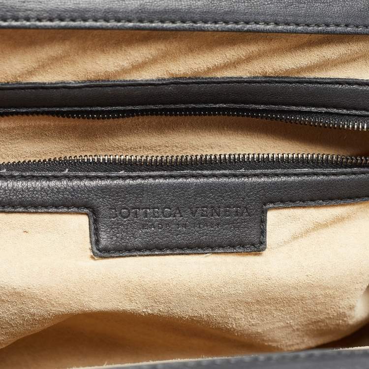Pre Owned Bottega Veneta Black Intrecciato Leather Frame Expandable Bag