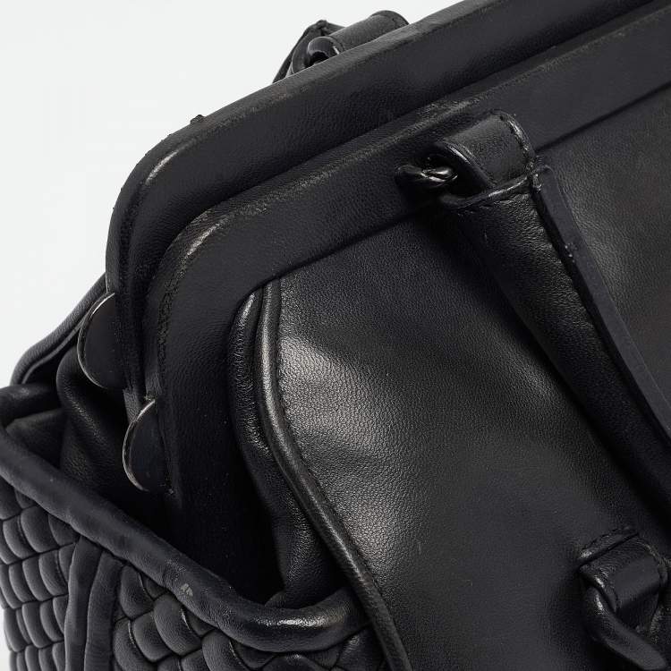 Pre Owned Bottega Veneta Black Intrecciato Leather Frame Expandable Bag