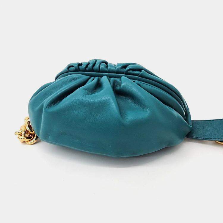 Pre Owned Bottega Veneta Blue Leather Belt Chain Pouch