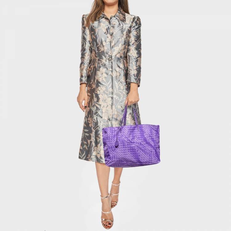 Pre Owned Bottega Veneta Purple Intrecciolusion Nylon and Leather Medium Tote 
