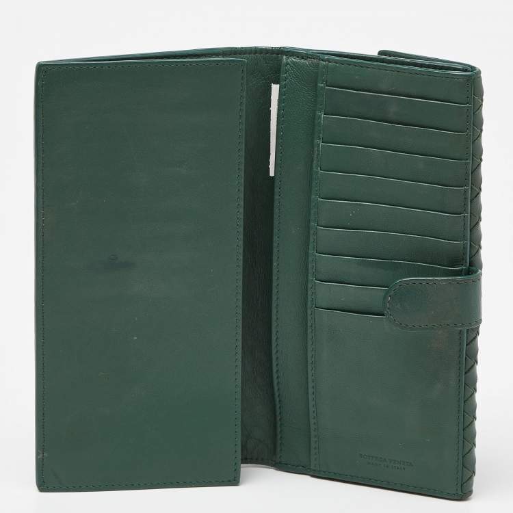 مملوكة مسبقًا Bottega Veneta Green Intrecciato Leather Flap Continental Wallet