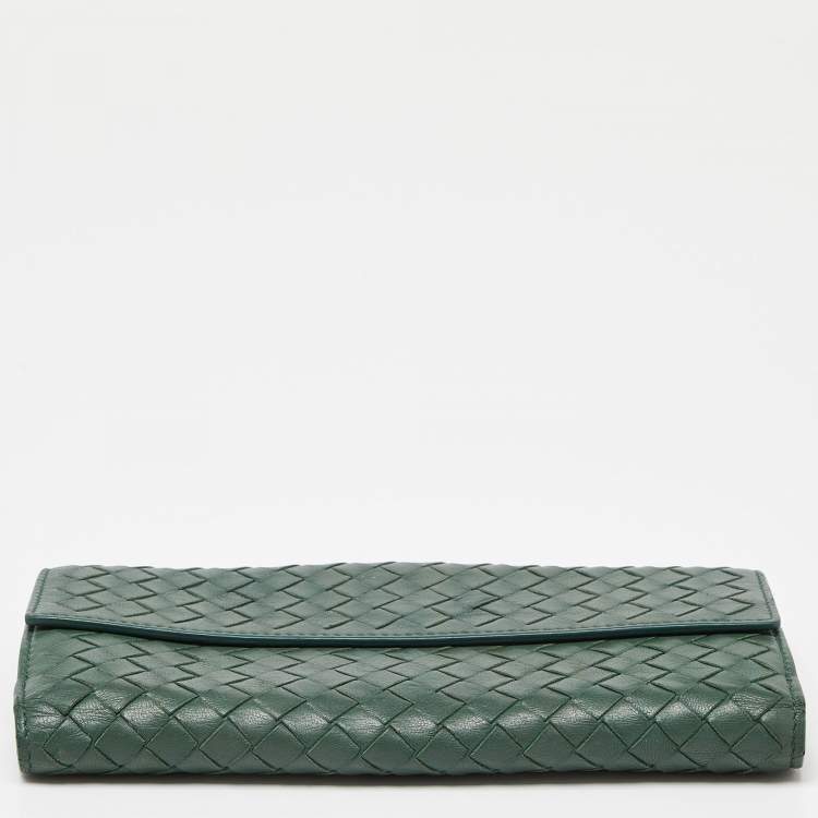 مملوكة مسبقًا Bottega Veneta Green Intrecciato Leather Flap Continental Wallet