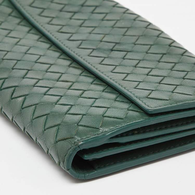 مملوكة مسبقًا Bottega Veneta Green Intrecciato Leather Flap Continental Wallet