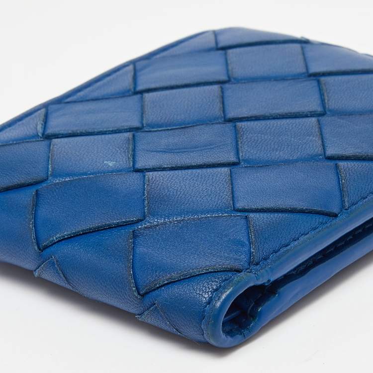 Pre Owned Bottega Veneta Blue Intrecciato Leather Bifold Wallet