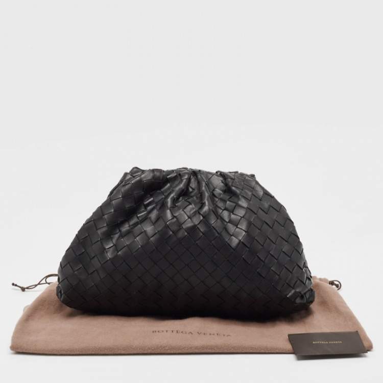 Pre Owned Bottega Veneta Black Intrecciato Leather The Pouch Clutch