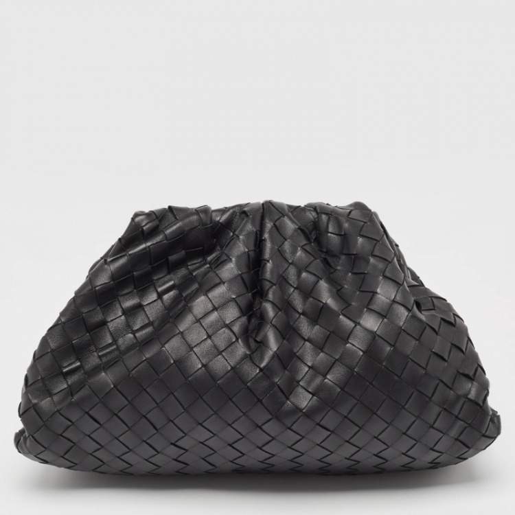Pre Owned Bottega Veneta Black Intrecciato Leather The Pouch Clutch