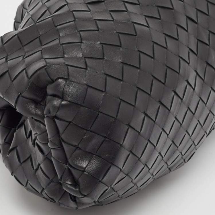 Pre Owned Bottega Veneta Black Intrecciato Leather The Pouch Clutch