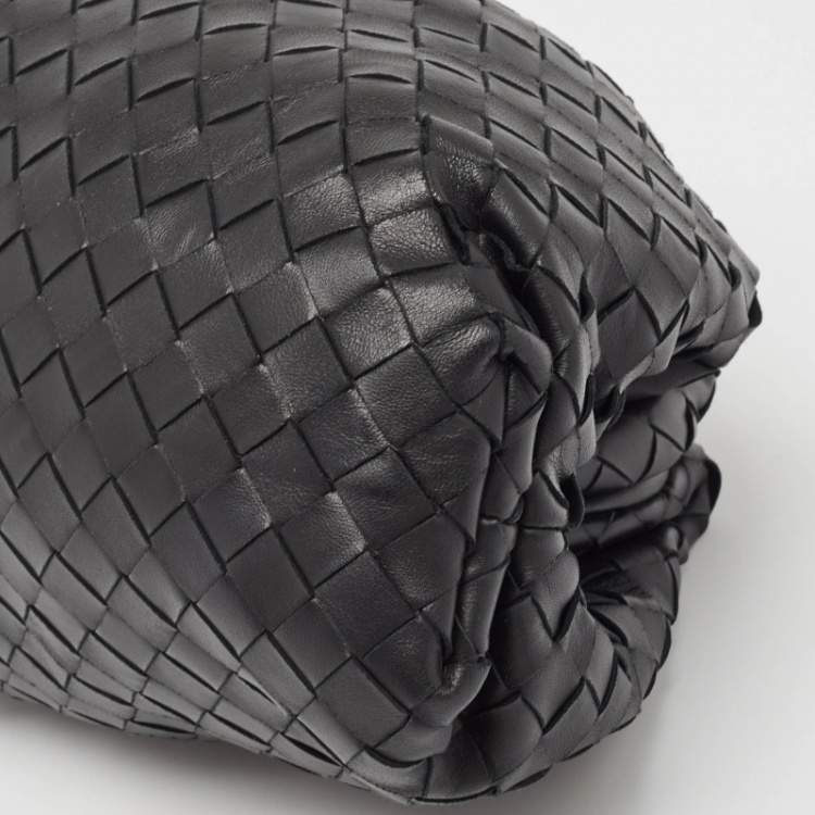 Pre Owned Bottega Veneta Black Intrecciato Leather The Pouch Clutch