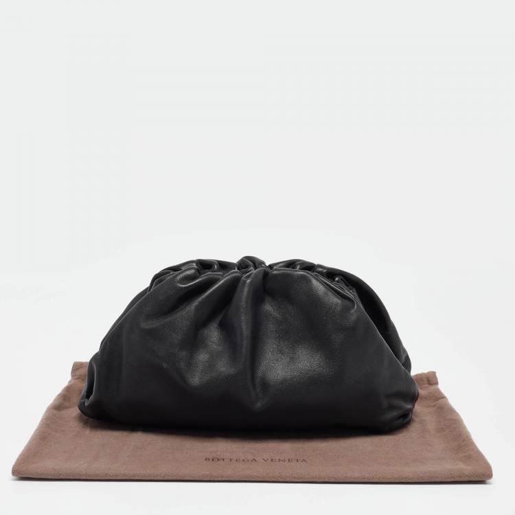Pre Owned Bottega Veneta Black Leather Classic Pouch