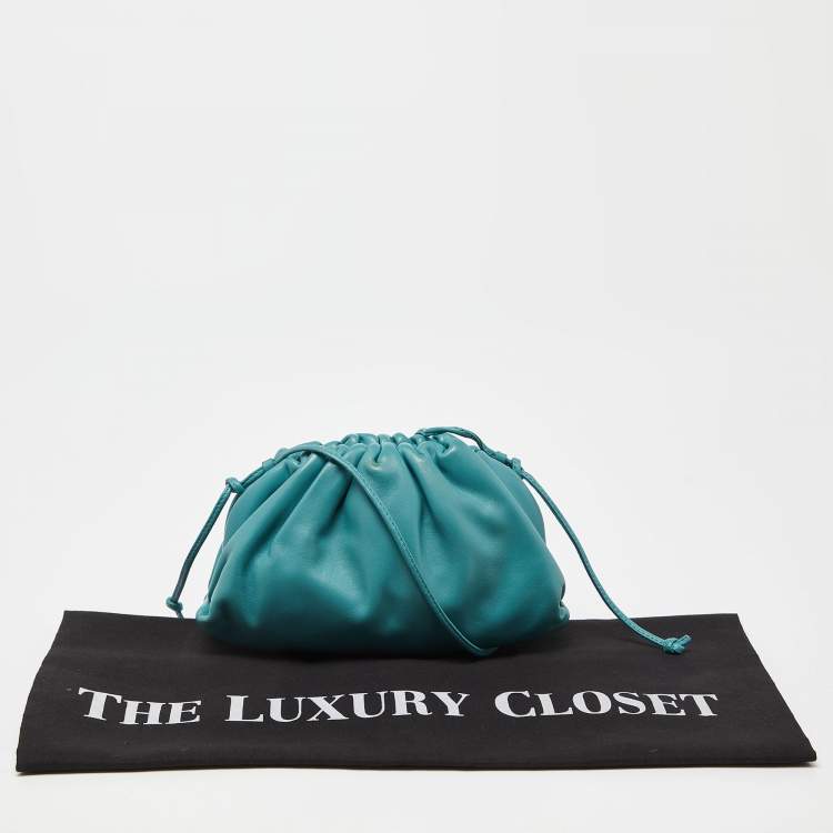 Pre Owned Bottega Veneta Blue Leather Mini The Pouch Bag