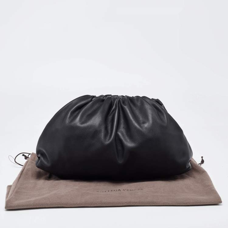 Pre Owned Bottega Veneta Black Leather The Pouch Clutch