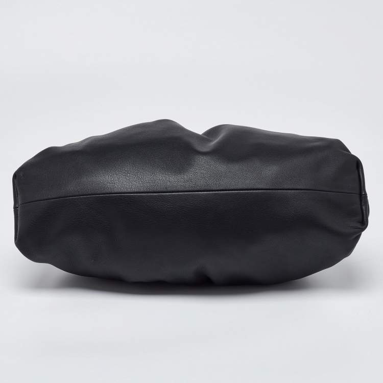 Pre Owned Bottega Veneta Black Leather The Pouch Clutch