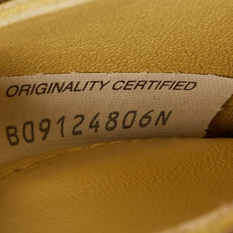 Pre Owned Bottega Veneta Yellow Intreccio Leather Cassette Belt Bag