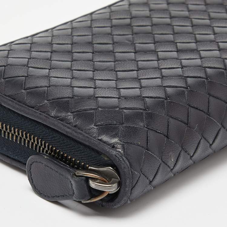 Pre Owned Bottega Veneta Black Intrecciato Leather Zip Around Wallet