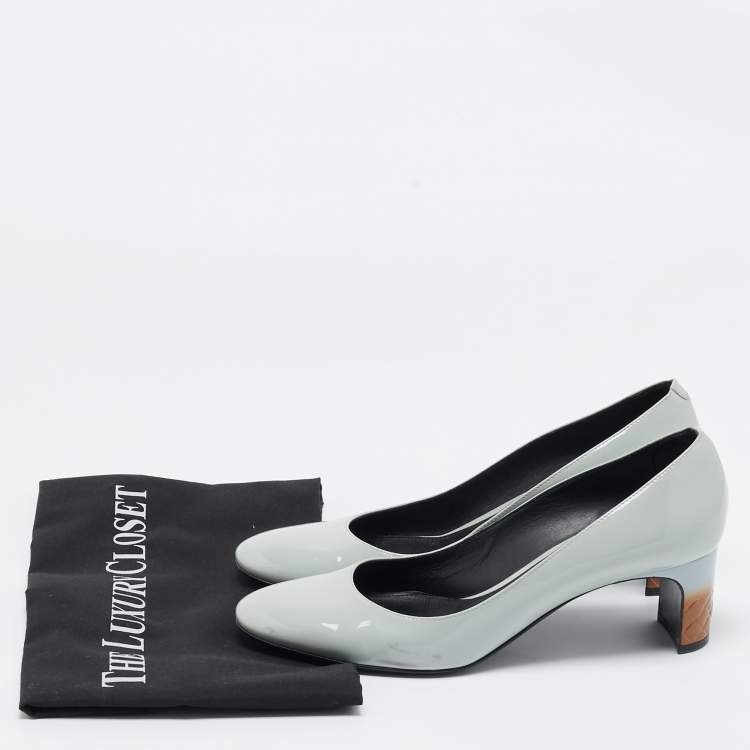 Pre Owned Bottega Veneta Grey Patent Round Toe Pumps Size 37.5