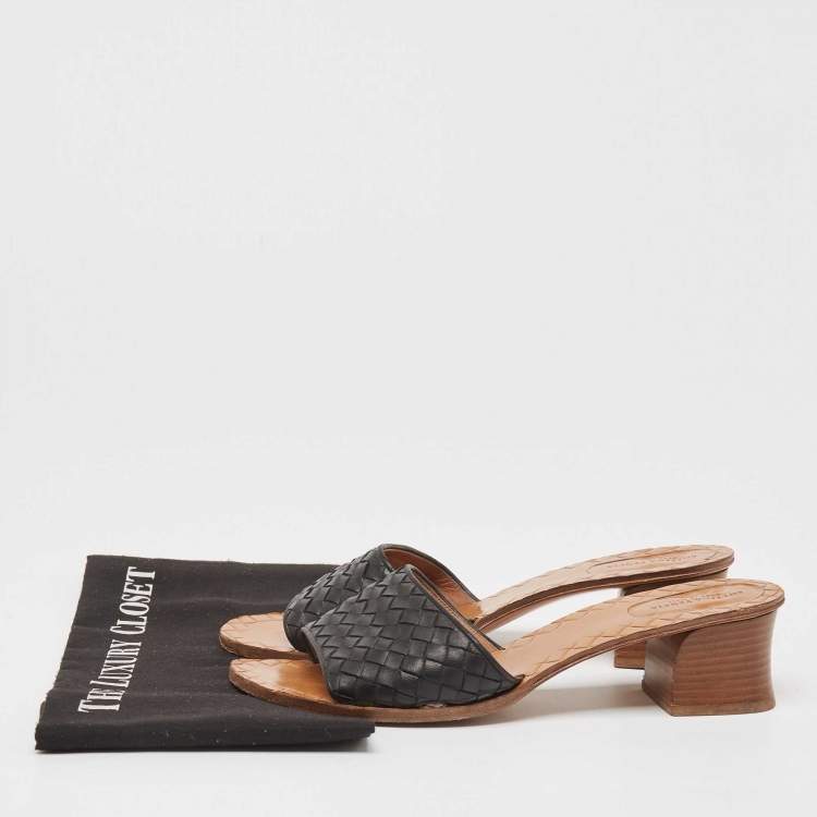 Pre Owned Bottega Veneta Black Intrecciato Leather Ravello Slide Sandals Size 40.5