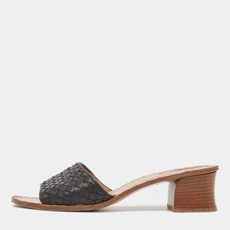 Pre Owned Bottega Veneta Black Intrecciato Leather Ravello Slide Sandals Size 40.5