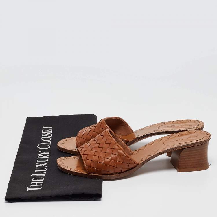 Pre Owned Bottega Veneta Brown Intrecciato Leather Slide Sandals Size 37