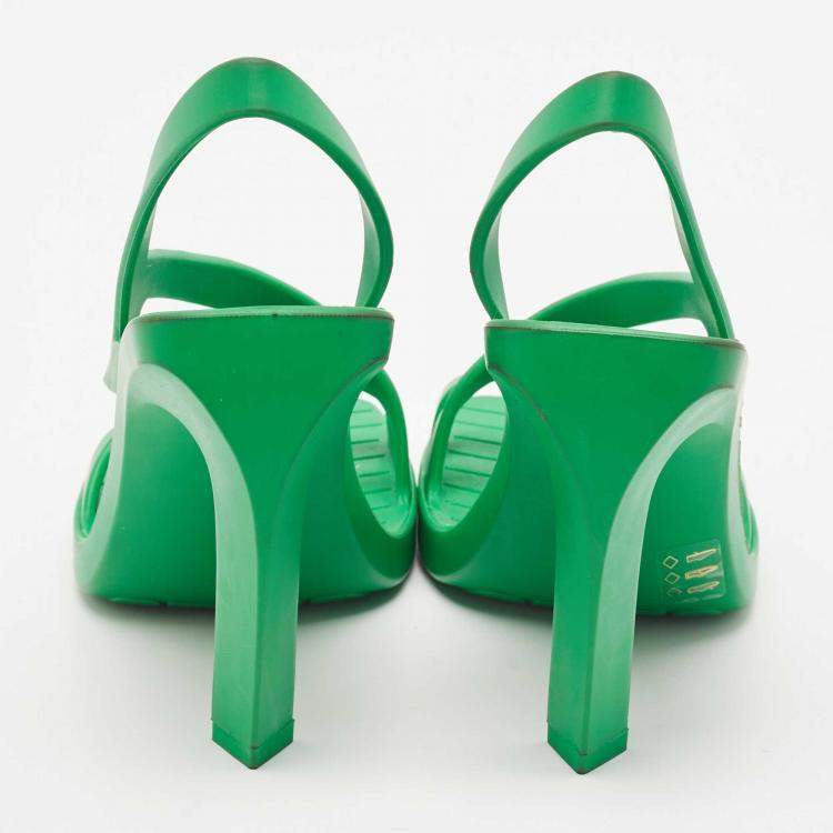 Pre Owned Bottega Veneta Green Rubber Jimbo Slingback Sandals Size 38