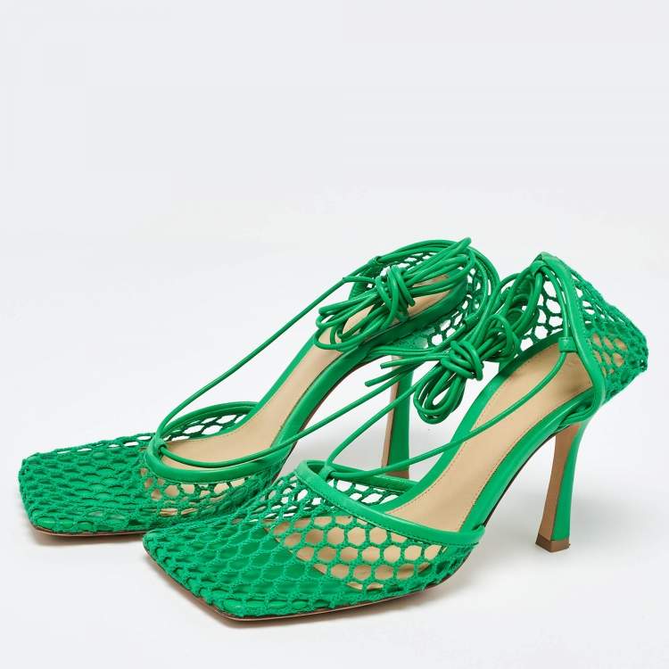 Pre Owned Bottega Veneta Green Crochet and Leather Ankle Tie Pumps Size 38