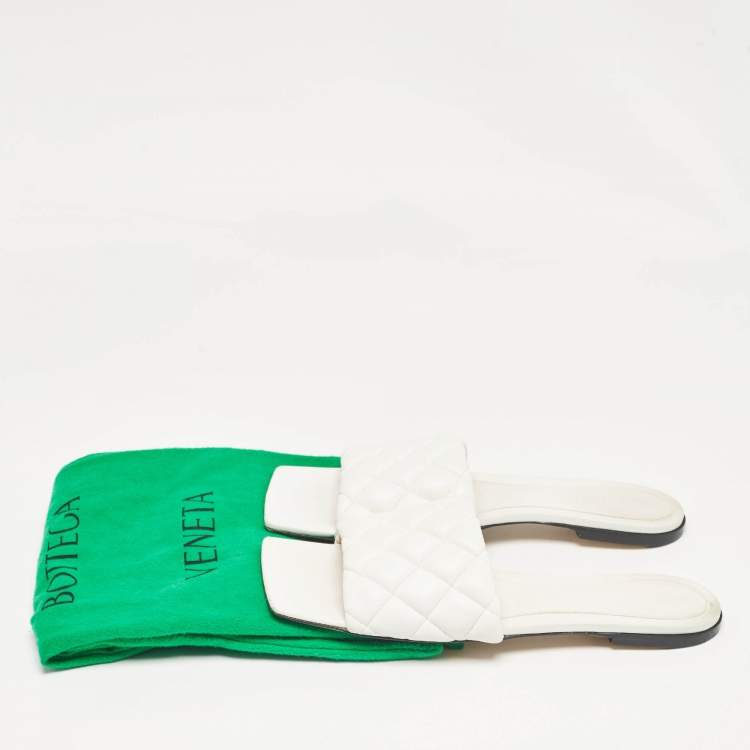 Pre Owned Bottega Veneta White Padded Leather Flat Slides Size 40
