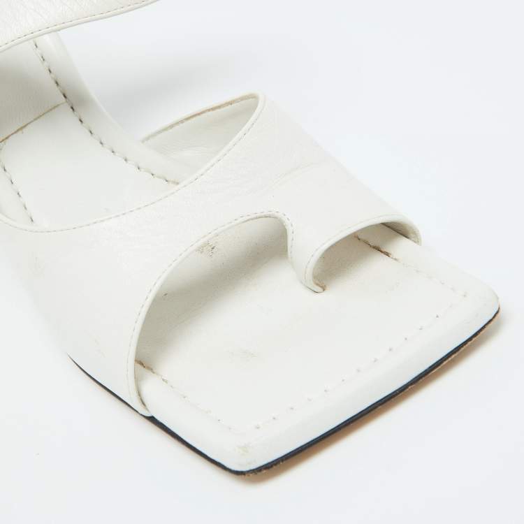 Pre Owned Bottega Veneta White Leather Thong Slide Sandals Size 37.5