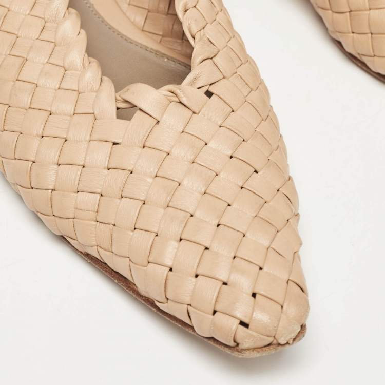 مملوكة مسبقًا Bottega Veneta Beige Intrecciato Leather Flats Size 40
