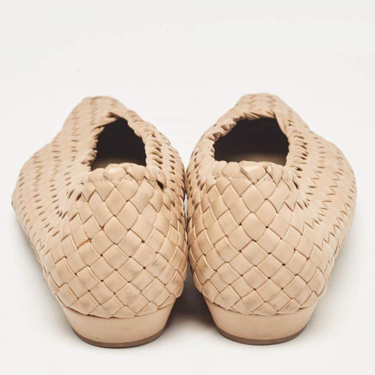 مملوكة مسبقًا Bottega Veneta Beige Intrecciato Leather Flats Size 40