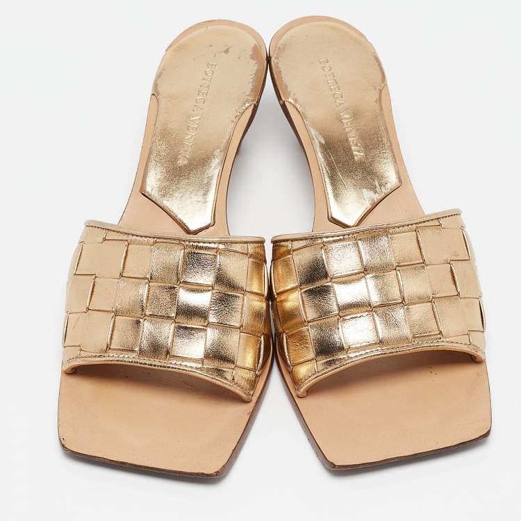 Pre Owned Bottega Veneta Metallic Leather Slide Sandals Size 37