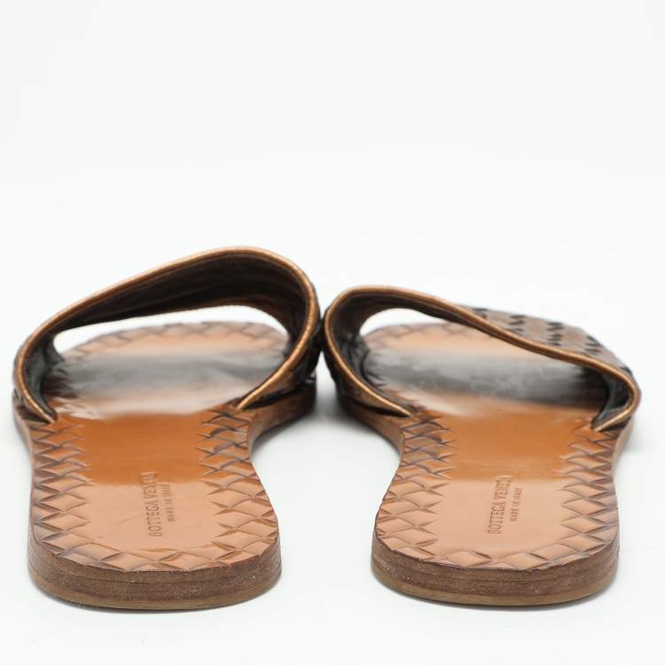 Pre Owned Bottega Veneta Gold Intrecciato Leather Flat Slides Size 37
