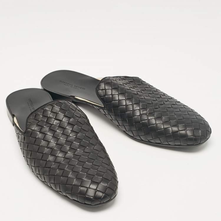 Pre Owned Bottega Veneta Black Intrecciato Leather Fiandra Flat Mules Size 40.5