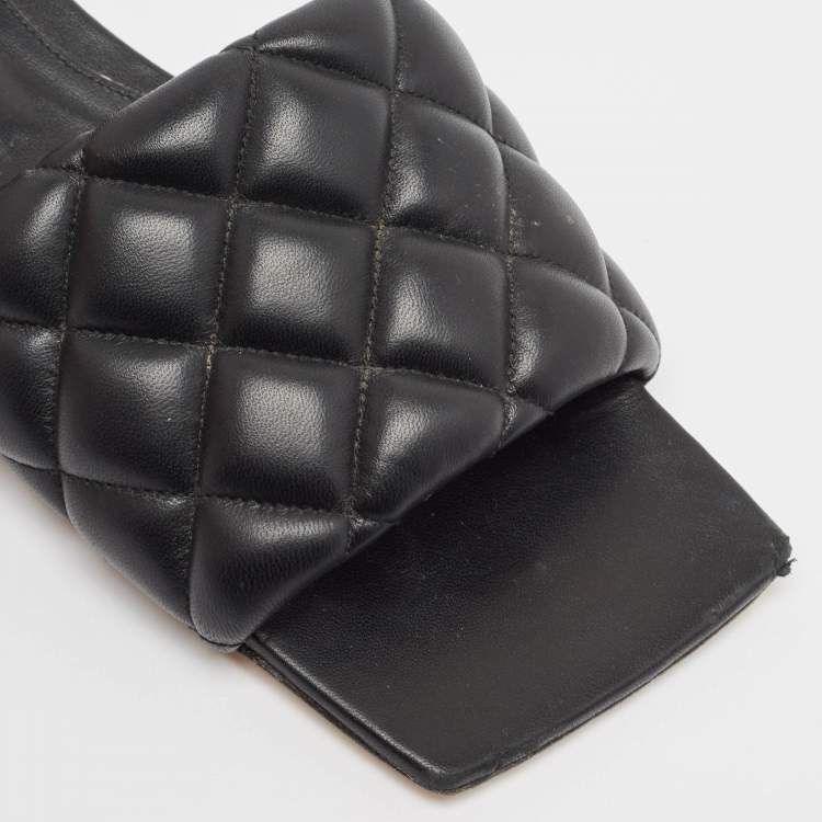 Pre Owned Bottega Veneta Black Leather Lido Flat Sandals Size 38