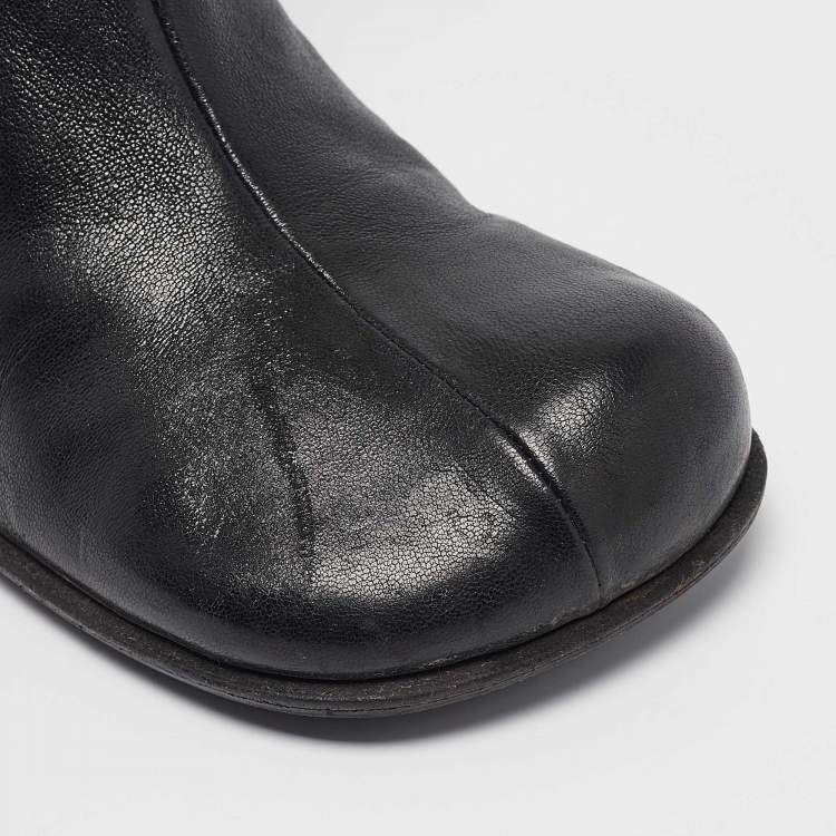 Pre Owned Bottega Veneta Black Leather Ankle Length Boots Size 39
