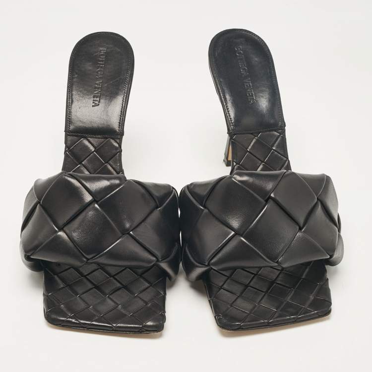 Pre Owned Bottega Veneta Black Woven Leather Lido Slide Sandals Size 42