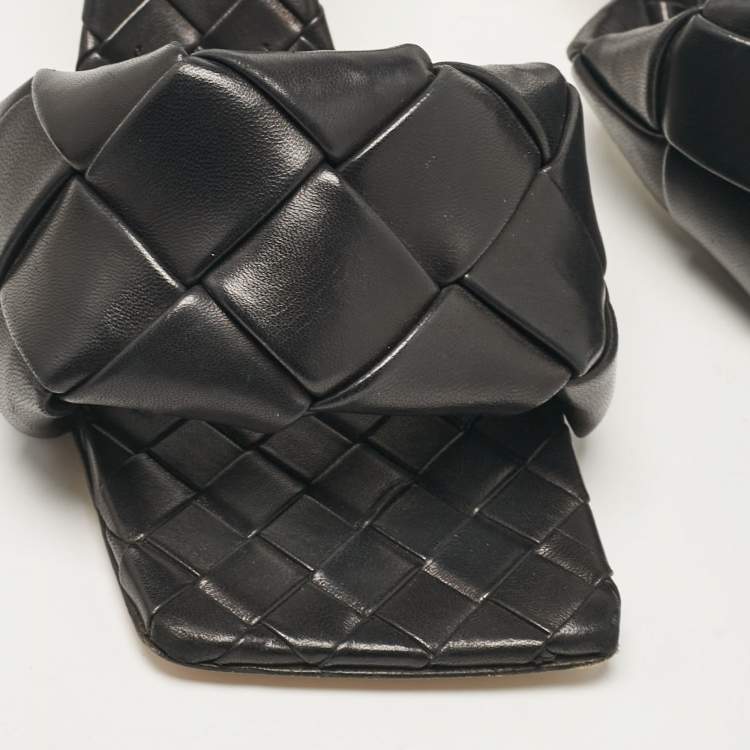 Pre Owned Bottega Veneta Black Woven Leather Lido Slide Sandals Size 42