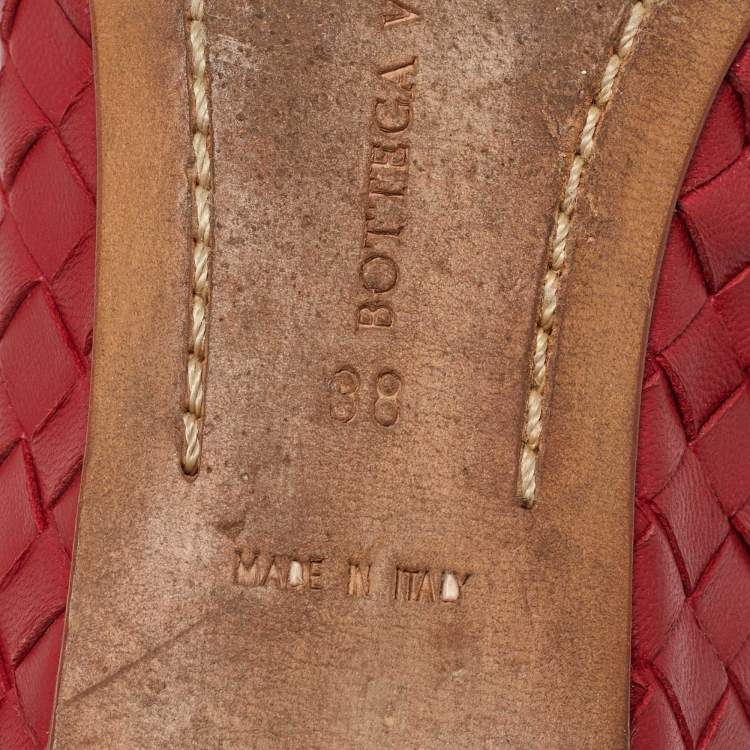 Pre Owned Bottega Veneta Red Intrecciato Leather Ballet Flats Size 38