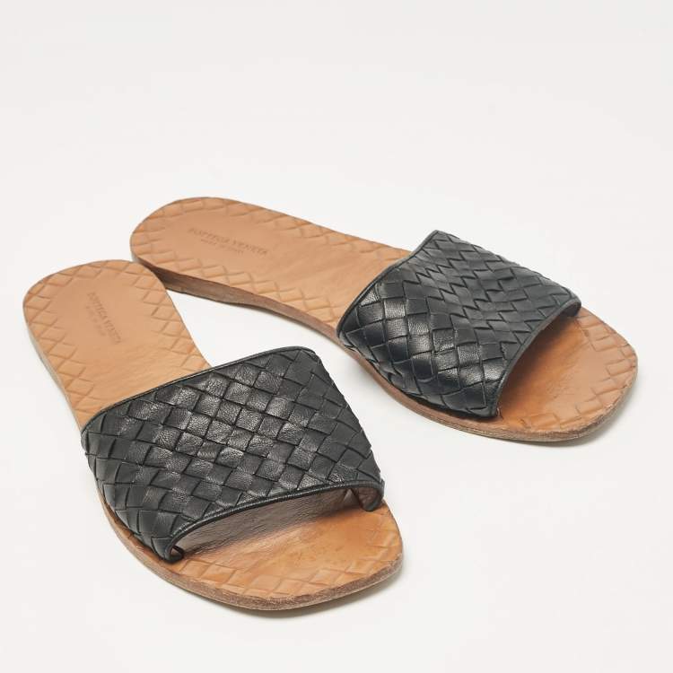 Pre Owned Bottega Veneta Black Intrecciato Leather Flat Slides Size 40