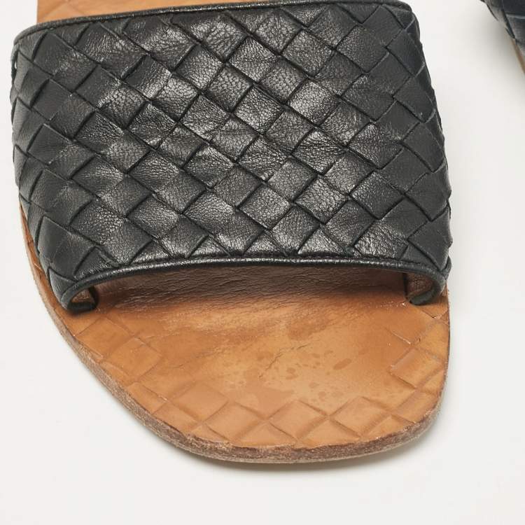 Pre Owned Bottega Veneta Black Intrecciato Leather Flat Slides Size 40