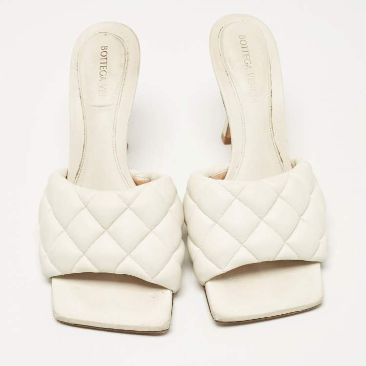 Pre Owned Bottega Veneta Cream Leather Lido Slide Sandals Size 37
